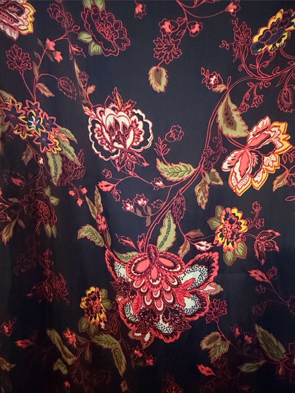 Lane Bryant Navy Floral Short-Sleeve Tunic with Red and Pink Blossoms - Picture 3 of 4